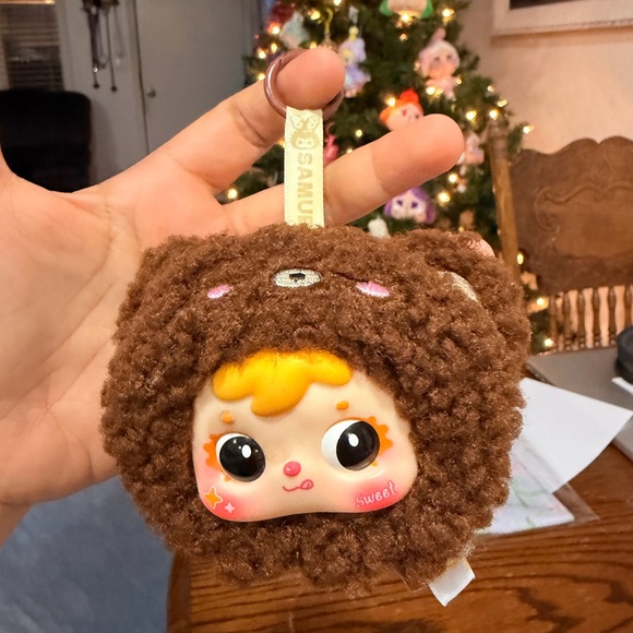 Miniso-Samuel Mini Small Animal Plush - Picture 3 of 9